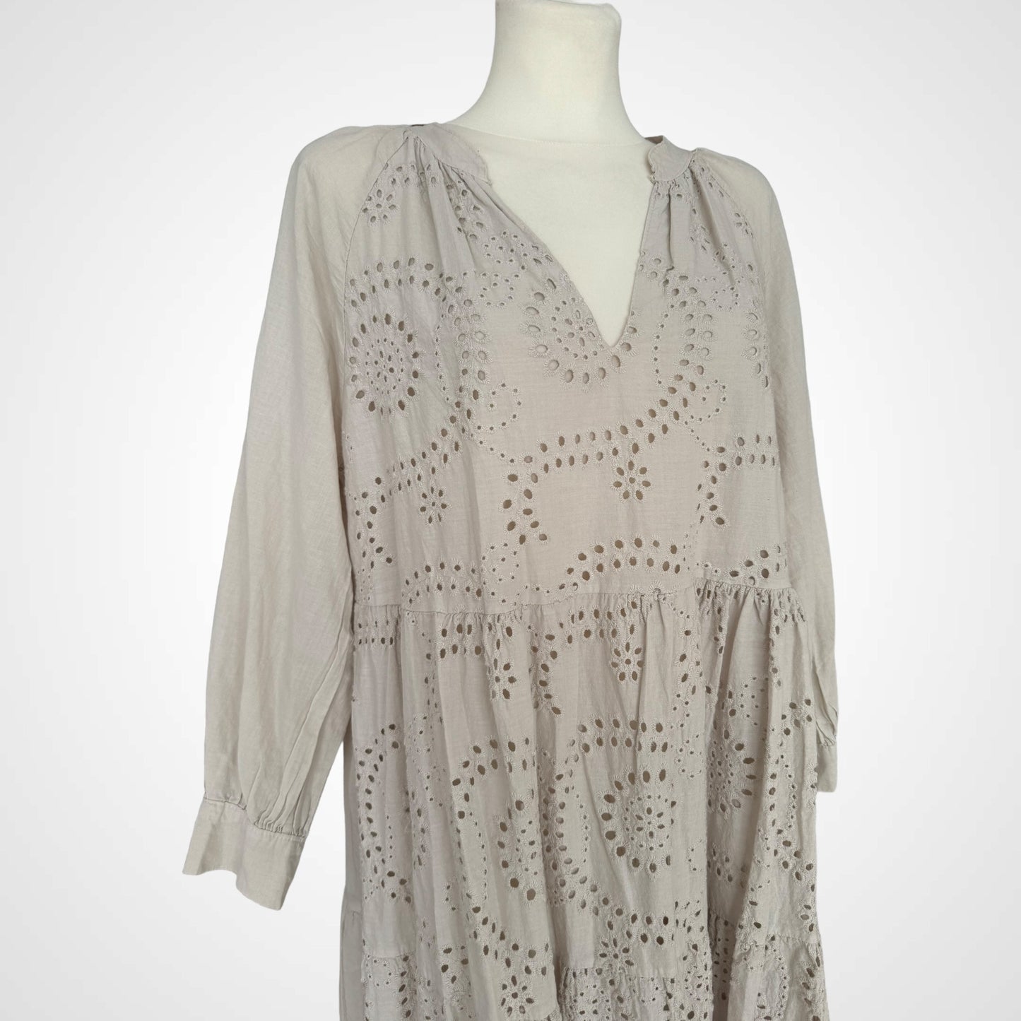 Boho Maxikleid mit Broderie Anglaise - ARIA