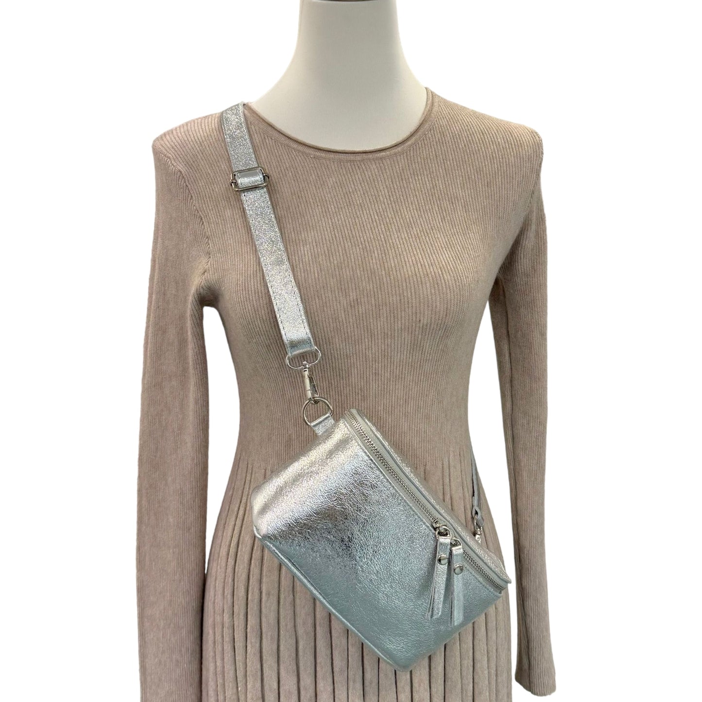 Bauchtasche Leder mit Geldbörse - und Reißverschluss silber