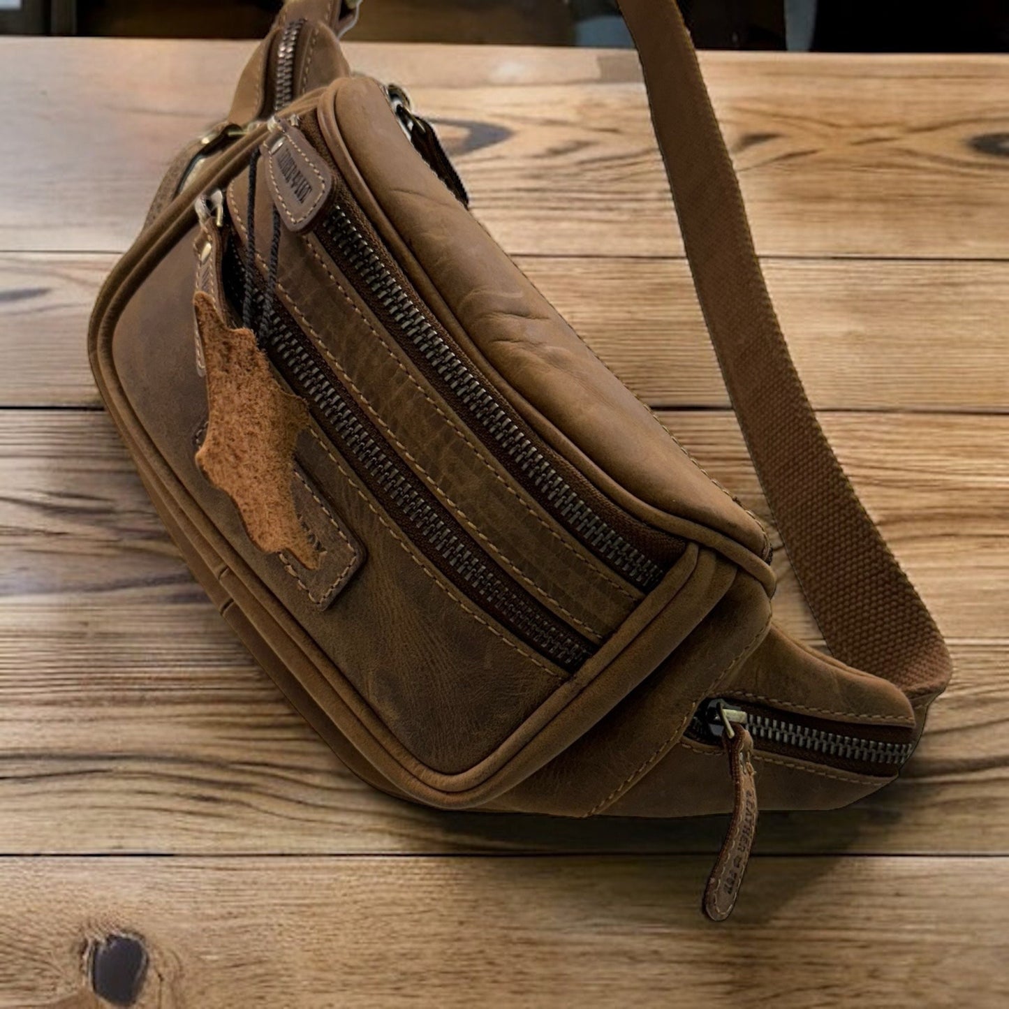 Bauchtasche aus Büffelleder | Gürteltasche | Umhängetasche | Modell B