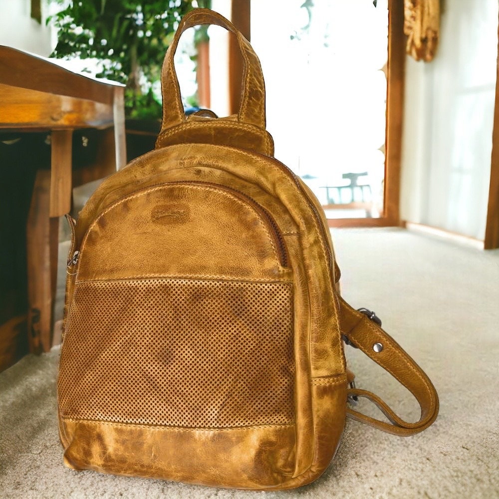 Rucksack aus Waschleder | Wanderrucksack | Lederrucksack | Tasche gemustert | Reisetasche