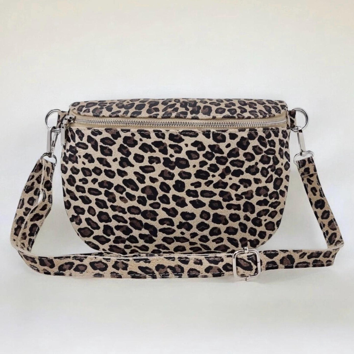 Crossbody Bag Leder, Leopard Tasche, Bauchtasche Leo, Slingbag, Wildledertasche mit Leopard Muster, Umhängetasche, bauchtasche Wildleder, L