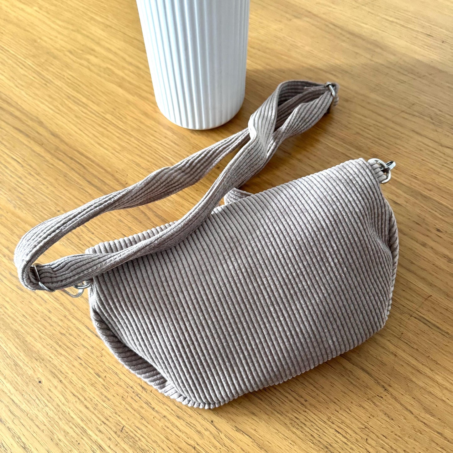 Damen Cord Bauchtasche Beige Taupe – Crossbody Tasche Alltag Umhängetasche