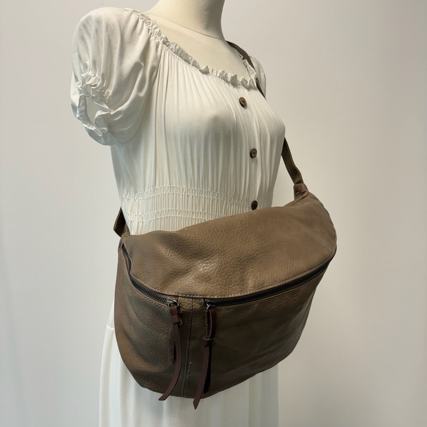 XXL Bauchtasche - VEGAN - Taupe