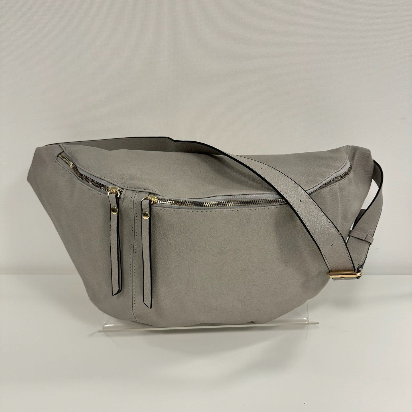 XXL Crossbody Tasche Damen – Große Bauchtasche & Umhängetasche VEGAN mit viel Stauraum