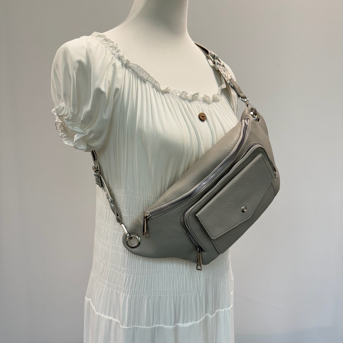 Damen Crossbody Tasche M Bauchtasche Moon Bag Vegan Leder