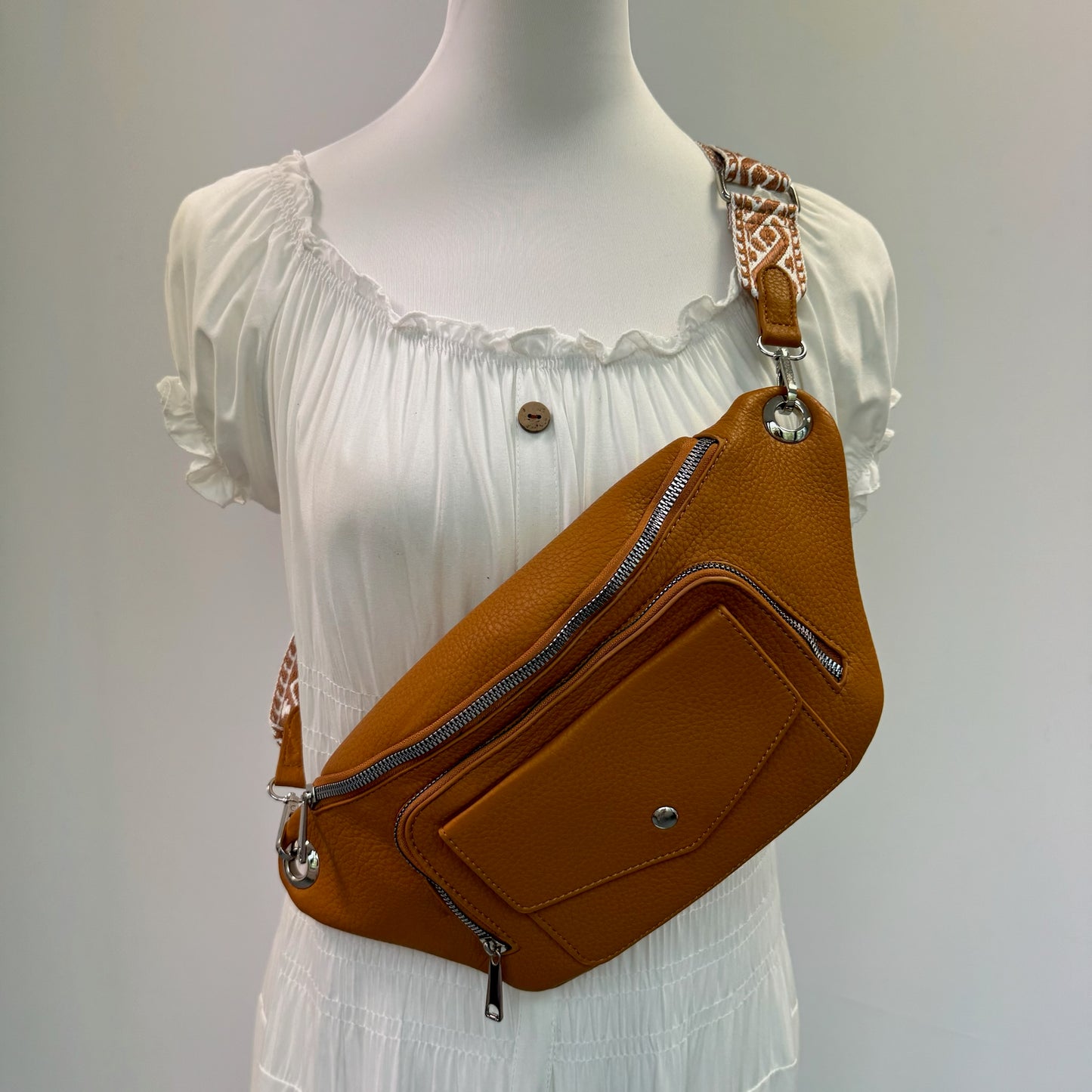 Damen Crossbody Tasche M Bauchtasche Moon Bag Vegan Leder