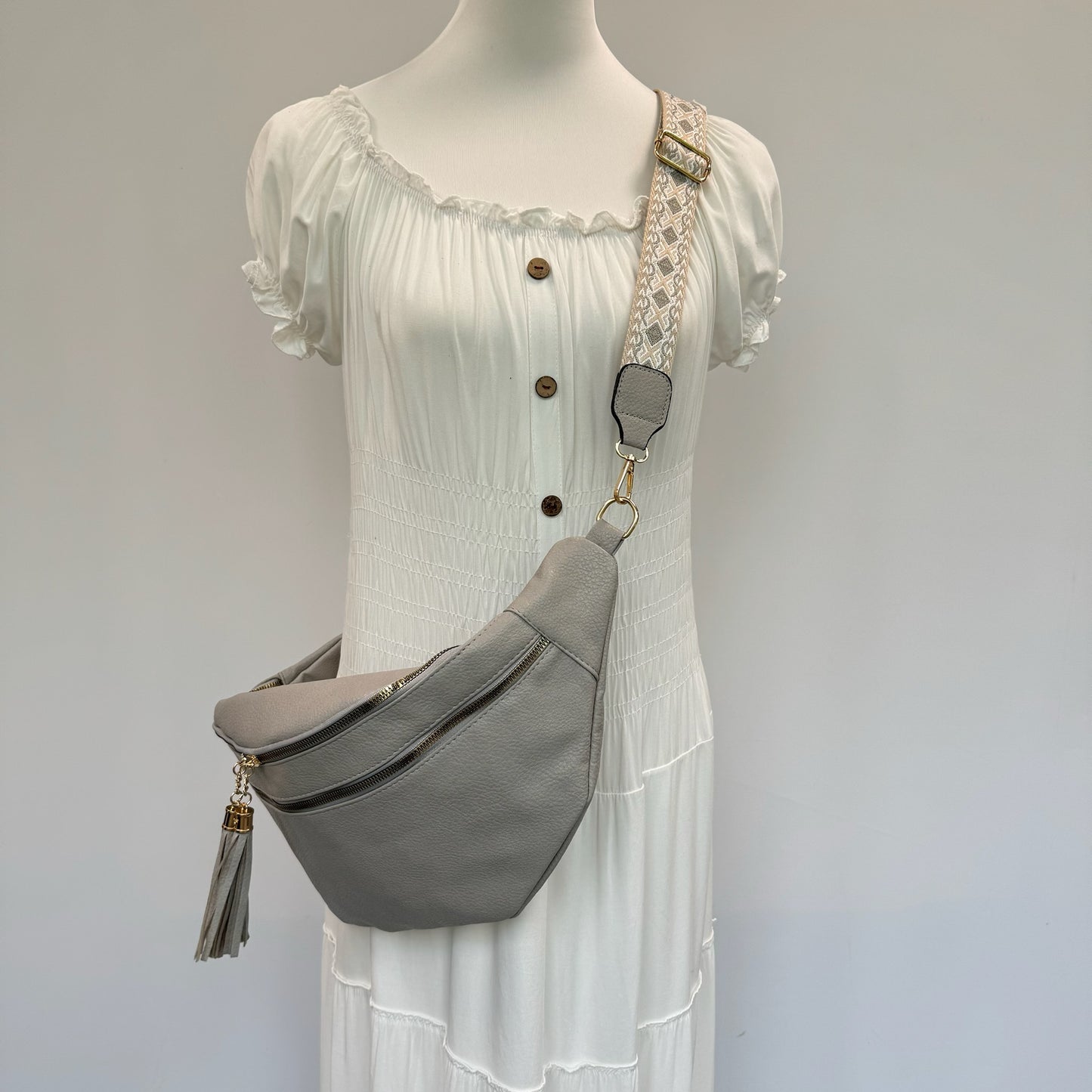 Damen Crossbody Tasche XXL – Half Moon Bag Sling Bag Vegan Leder