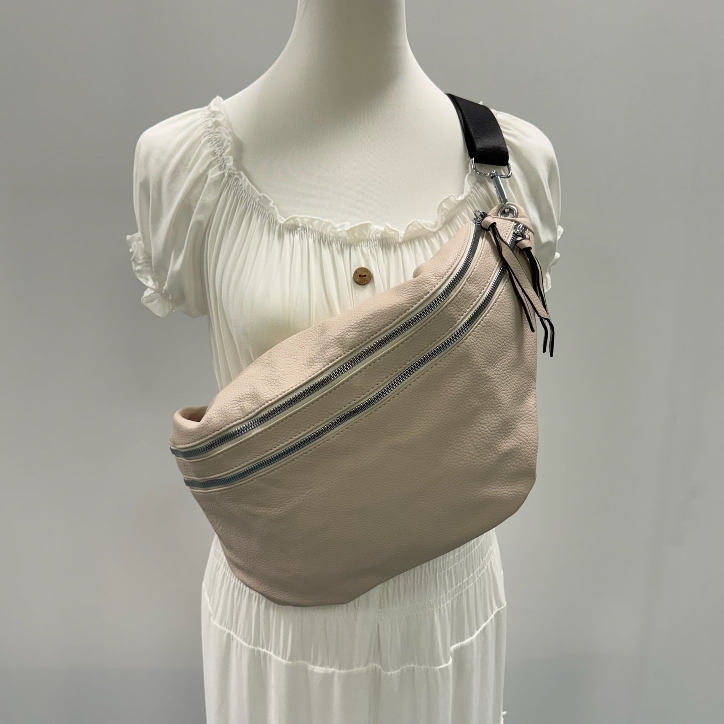 XXL Crossbody Tasche Damen – Große Bauchtasche & Umhängetasche Alltag VEGAN