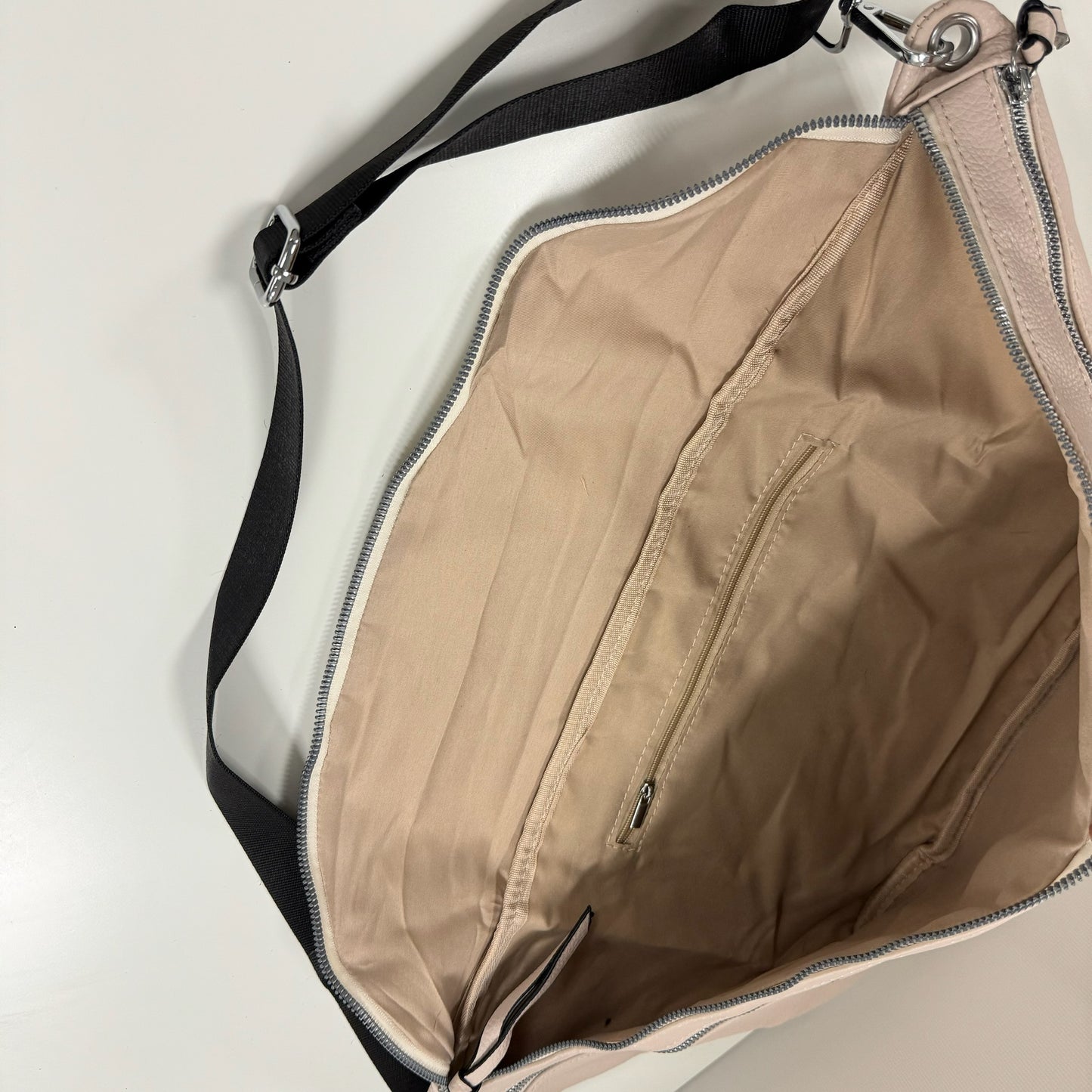 XXL Crossbody Tasche Damen – Große Bauchtasche & Umhängetasche Alltag VEGAN