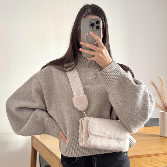 Damen Handytasche Teddy Creme – Crossbody Plüsch Tasche mit Portemonnaie