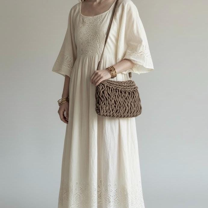 Damen Makramee Tasche Beige – Boho Schultertasche mit Gold Details