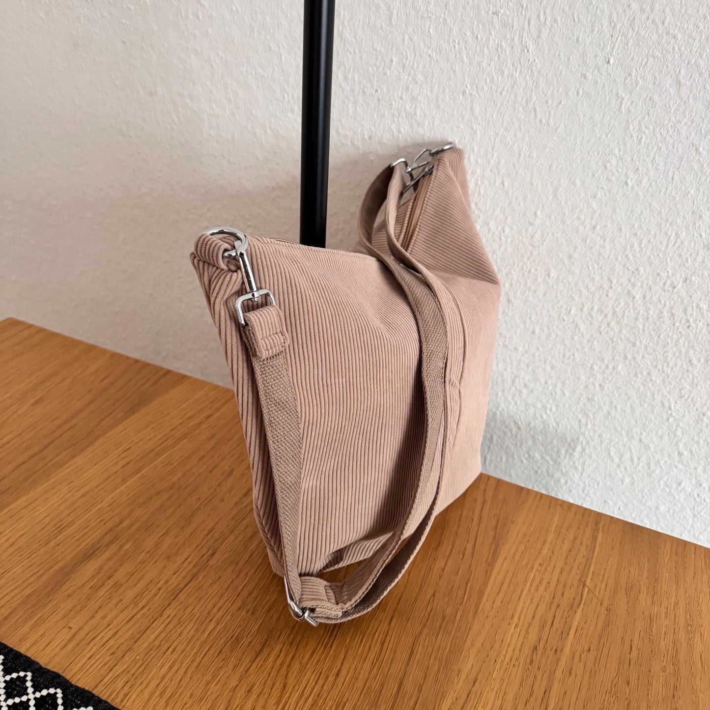 Damen XXL Cord Tasche – Half Moon Bag Crossbody Shopper